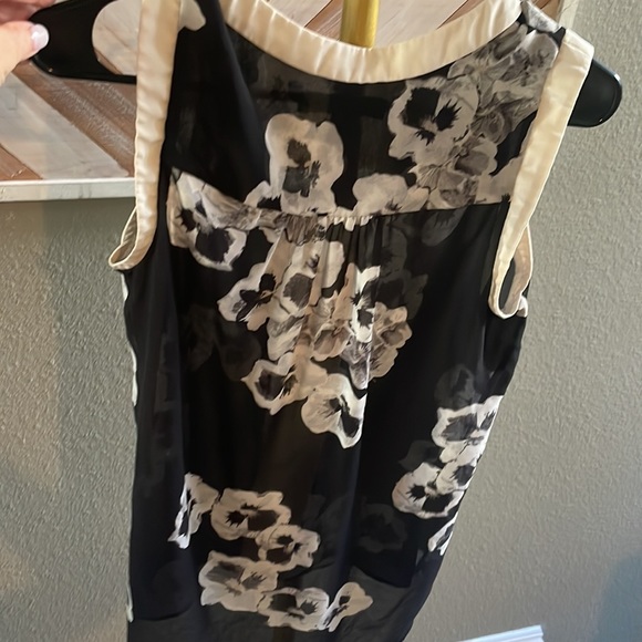 Ellen Tracy sheer floral top size small - Picture 8 of 9
